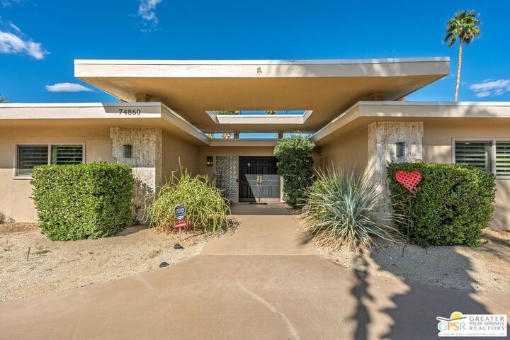 Property Photo:  74860 Fairway Drive  CA 92260 