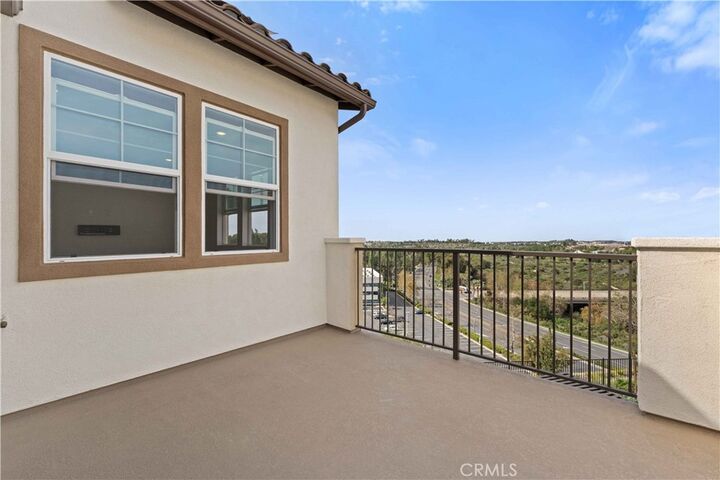 Property Photo: 463 Besalu Terrace CA 92692