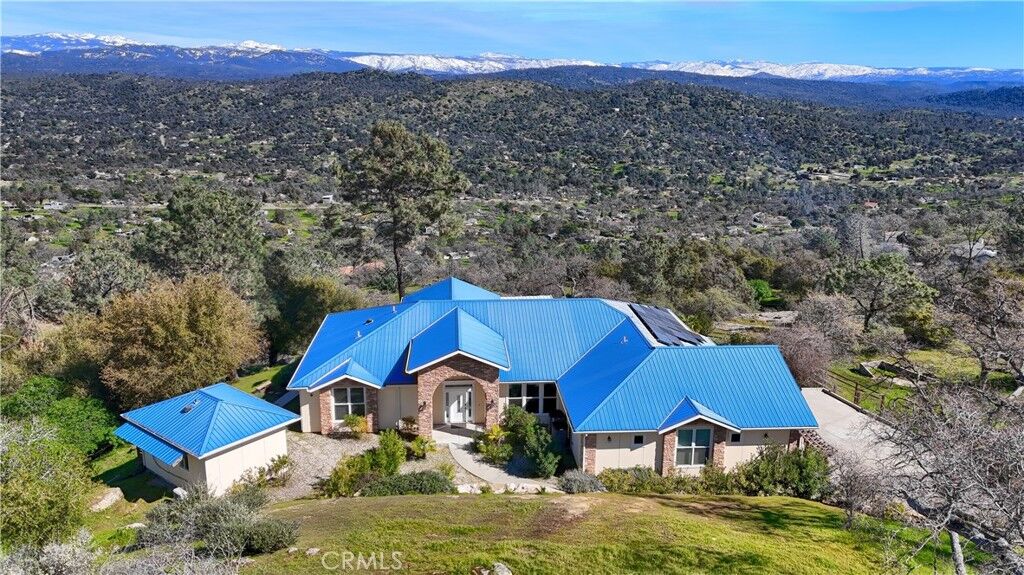Property Photo:  41915 John Muir  CA 93614 