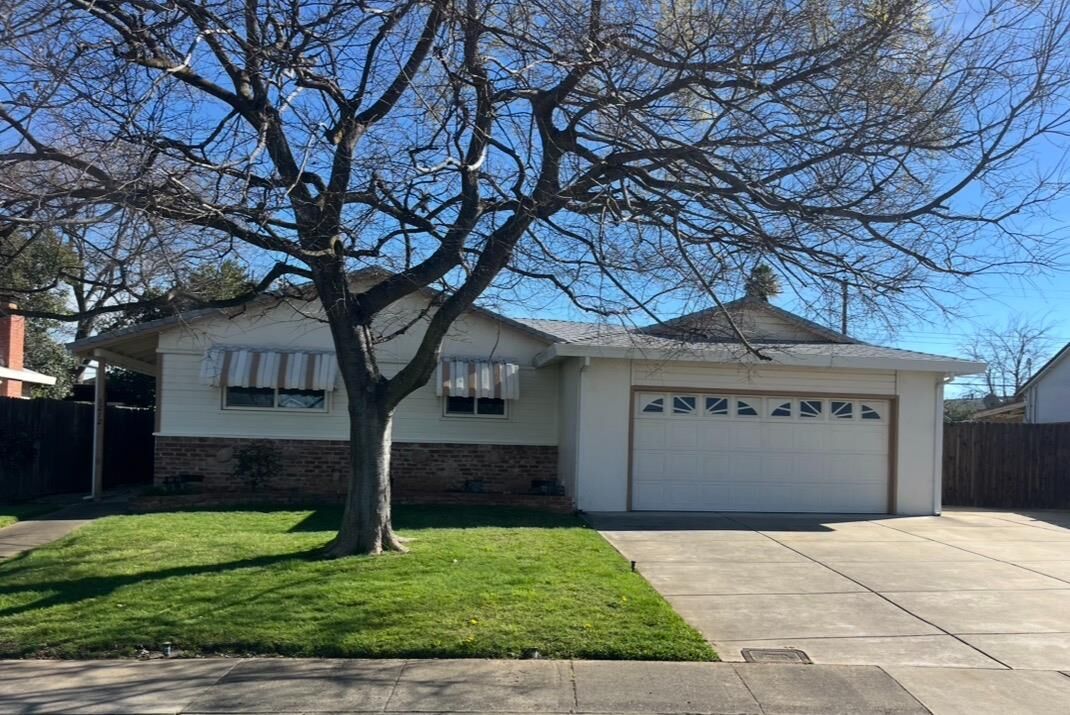 Property Photo:  3212 Portsmouth Drive  CA 95670 