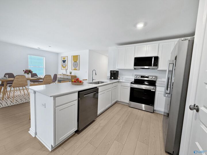 Property Photo:  167 Labrador Lane  AL 35749 