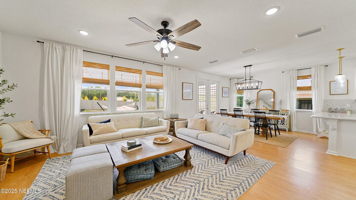 Property Photo:  9658 Freefall Road  FL 32221 