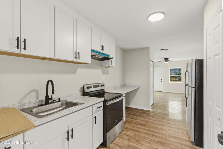 Property Photo: 2873 6th Street FL 32254