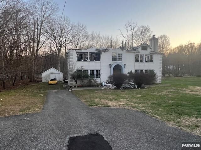Property Photo:  18 Lake Road  NJ 07458 