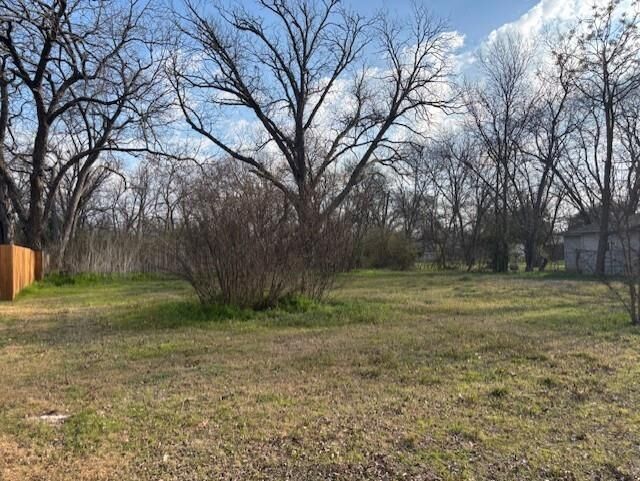 Photo de la propriété:  1007 E Jefferson Street  TX 75165 