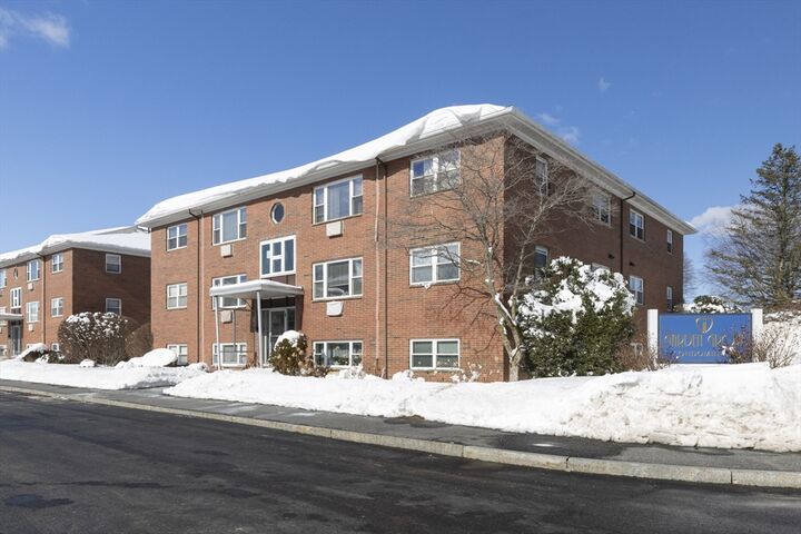 Property Photo:  40 Whitman Road 2-1  MA 02453 