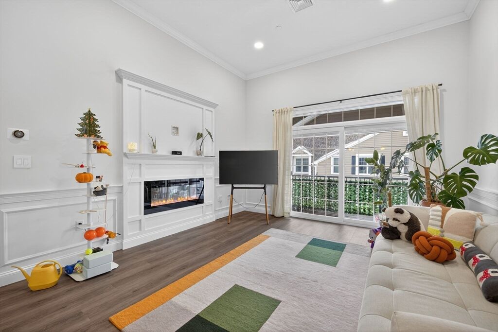 Property Photo:  320 Middlesex Ave C405  MA 02155 