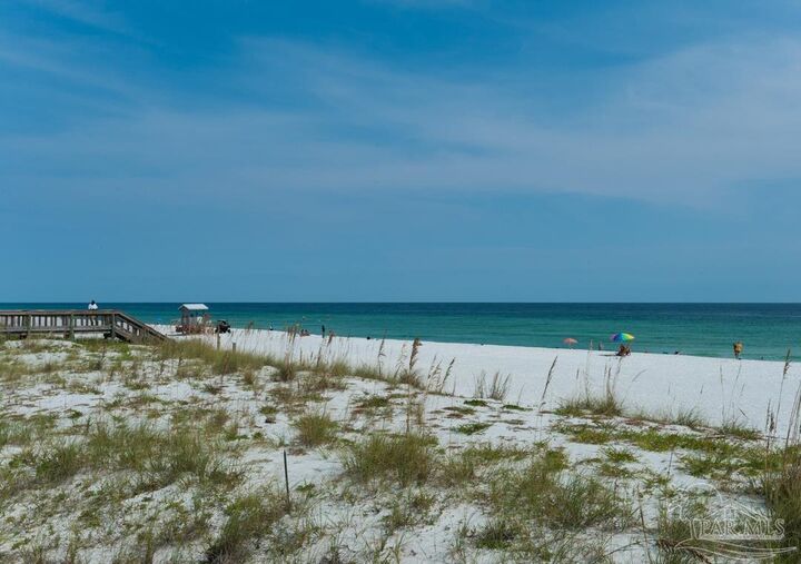 Property Photo:  1477 Seaside Cir  FL 32566 