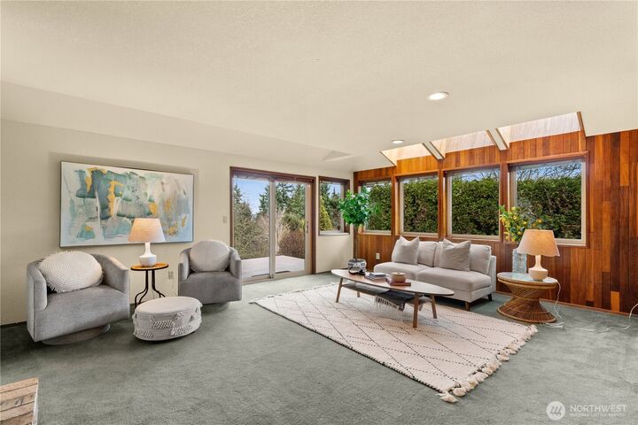 Property Photo: 6008 Indian Trail NE WA 98422