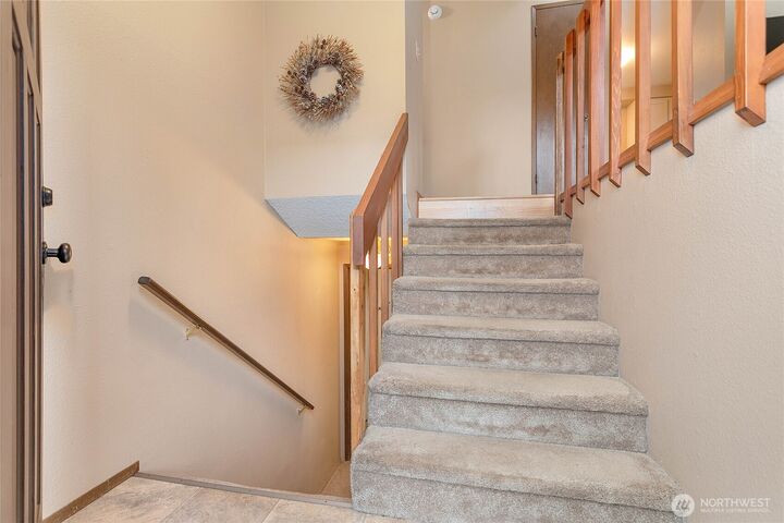 Property Photo:  505  Mulberry Road  WA 98225 