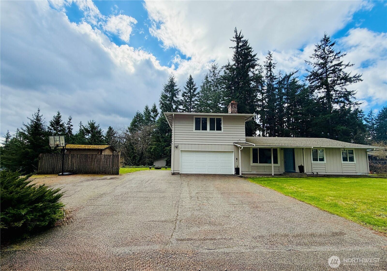 Property Photo: 23341 SE 266th Street WA 98038