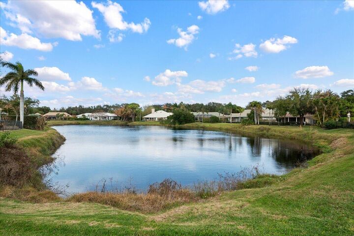 Property Photo:  9953 SE Mahogany Way  FL 33469 