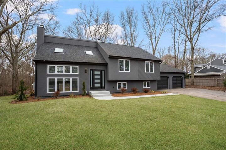 Property Photo:  71 Woodmist Way  RI 02852 