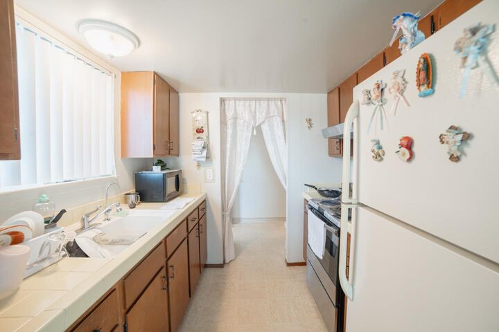 Property Photo:  608 Bronte Avenue  CA 95076 