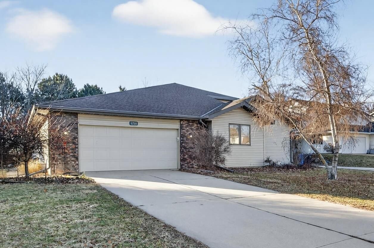 Property Photo: 1214-1216 North High Point Road WI 53562