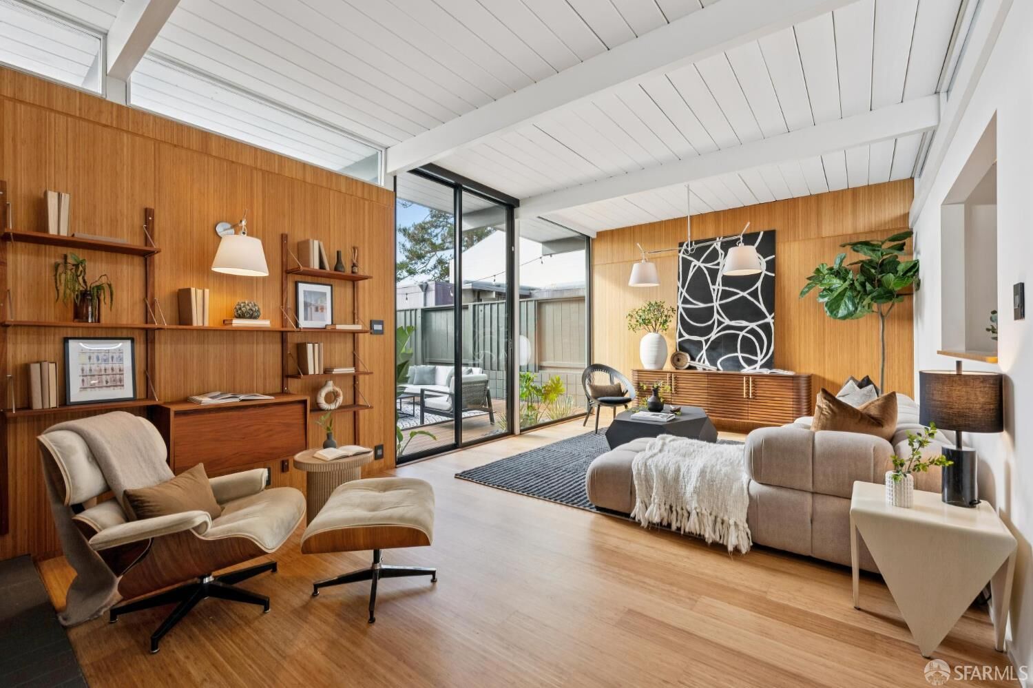 Property Photo:  1027 Duncan Street  CA 94131 