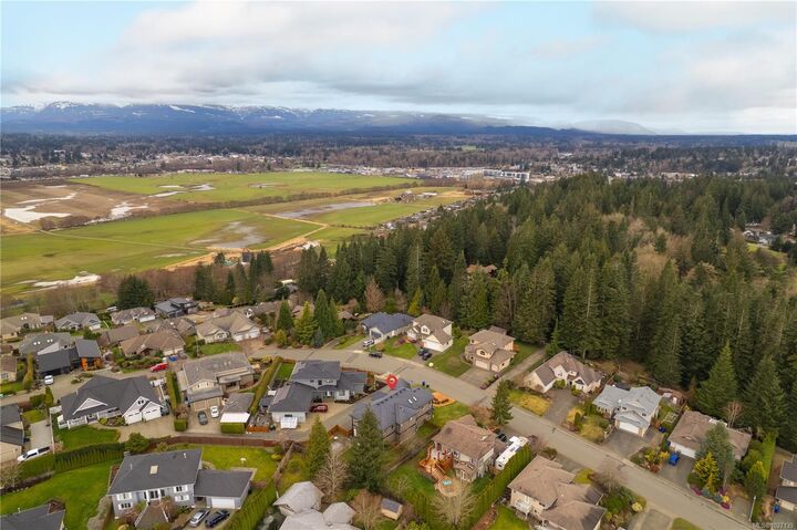 Property Photo: 1674 Trumpeter Cres BC V9N 8W6