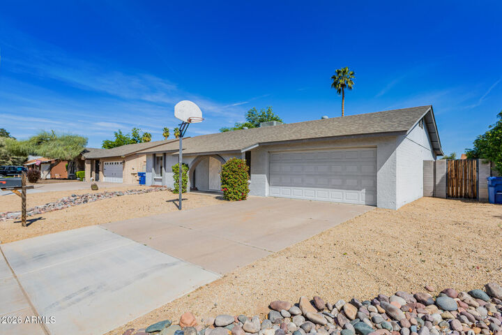 Property Photo:  3109 N Pennington Drive  AZ 85224 