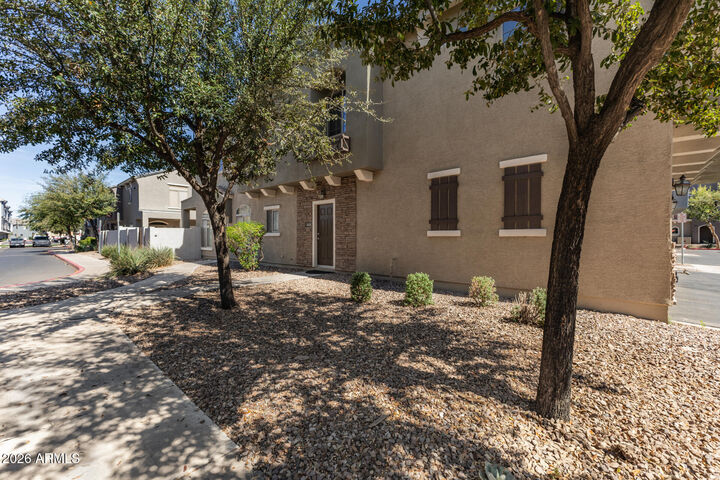 Property Photo: 2402 E 5th Street 1646 AZ 85288