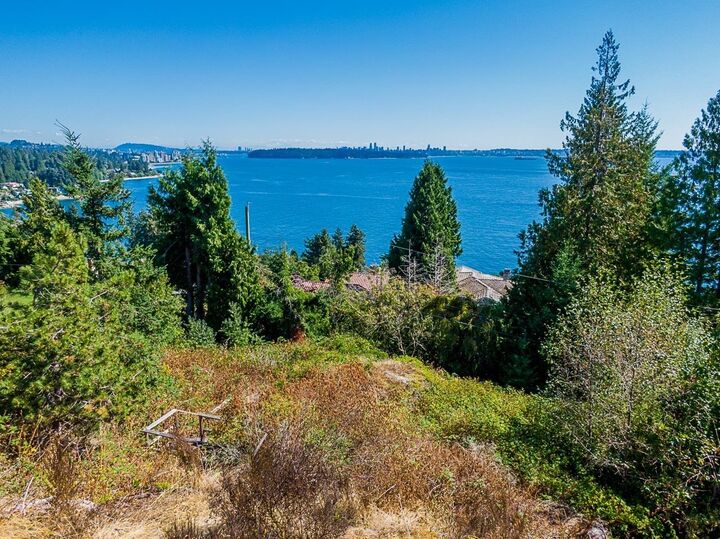 Property Photo: 3609 Creery Avenue BC V7V 2M3