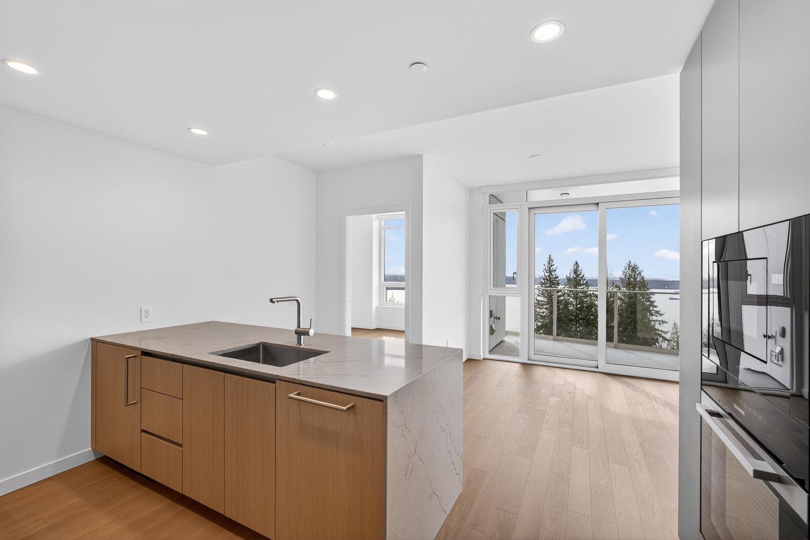 Property Photo:  3963 Upland Way 705  BC V7S 0B7 