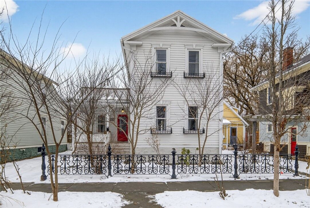 Property Photo:  912 N Tioga Street  NY 14850 