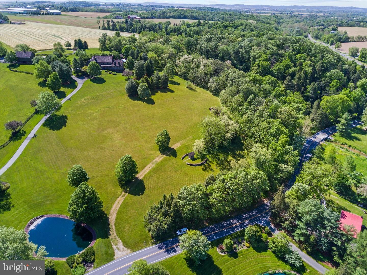 Property Photo:  3571 Meadow View Road  PA 17545 