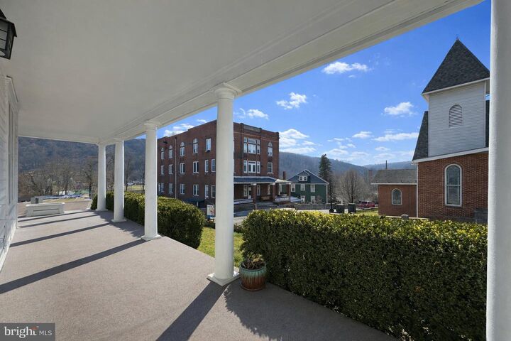 Property Photo:  12700 New Row  MD 21545 