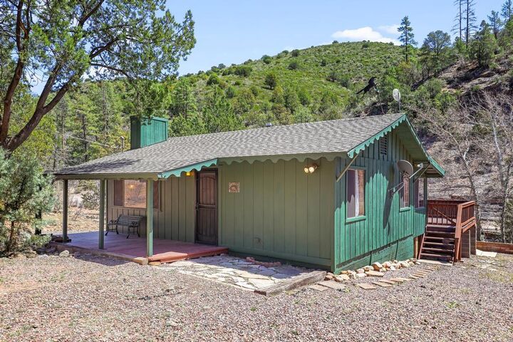 Property Photo:  1187 W Paint Pony Drive  AZ 85541 