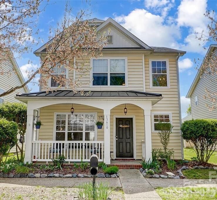Property Photo:  13610 Aldenbrook Drive  NC 28078 