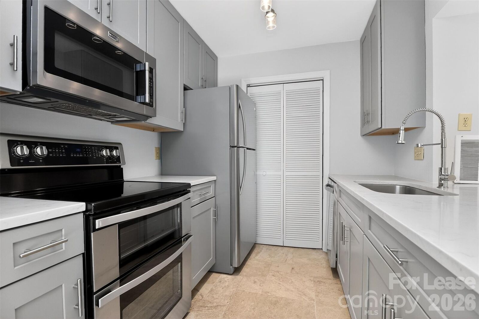 Property Photo: 11029 Harrowfield Road NC 28226