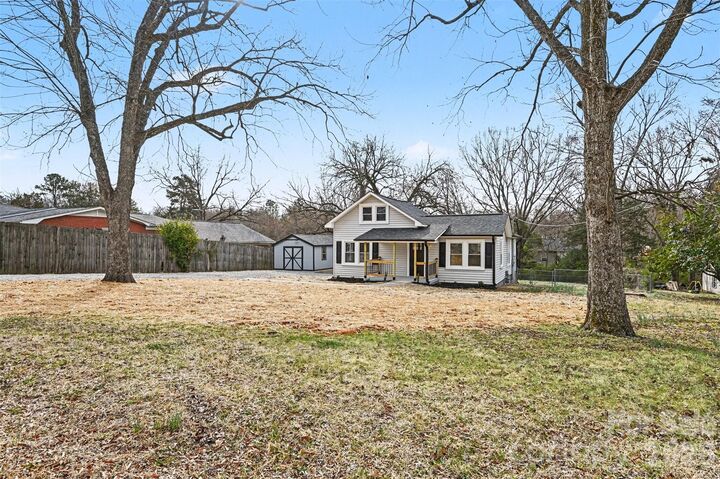 Property Photo: 1010 Kentucky Street NC 28083