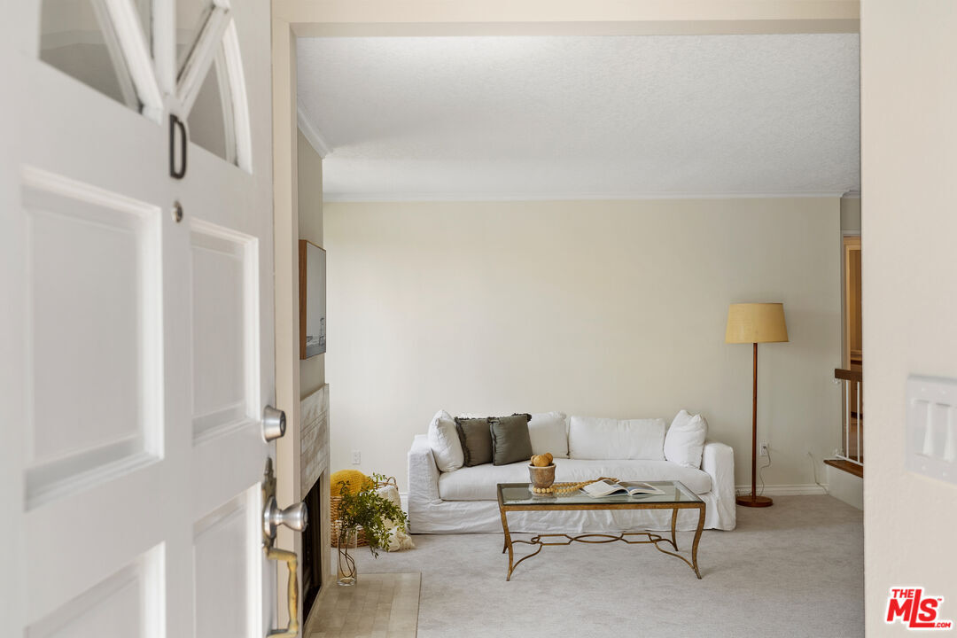 Property Photo: 29125 Thousand Oaks Blvd CA 91301