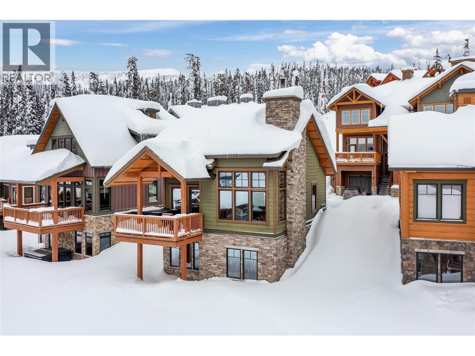 Property Photo: 255 Feathertop Way 8 BC V1P 1P3