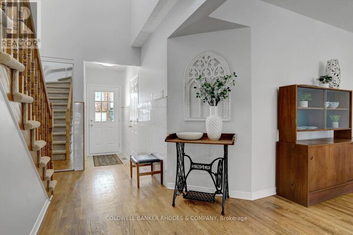 Property Photo: 2 Calaveras Avenue ON K2J 4Z8