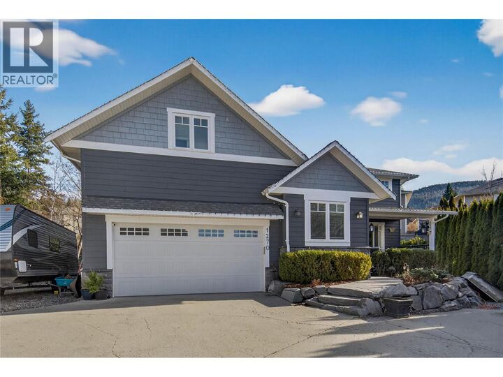 Property Photo:  1270 7 Avenue Southeast  BC V1E 0A3 