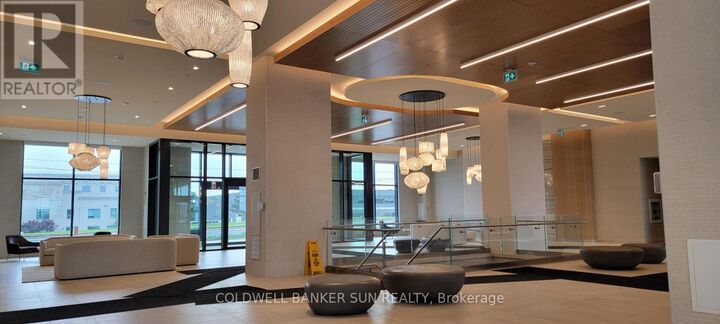 Property Photo:  8960 Jane Street 2415  ON L4K 2M9 