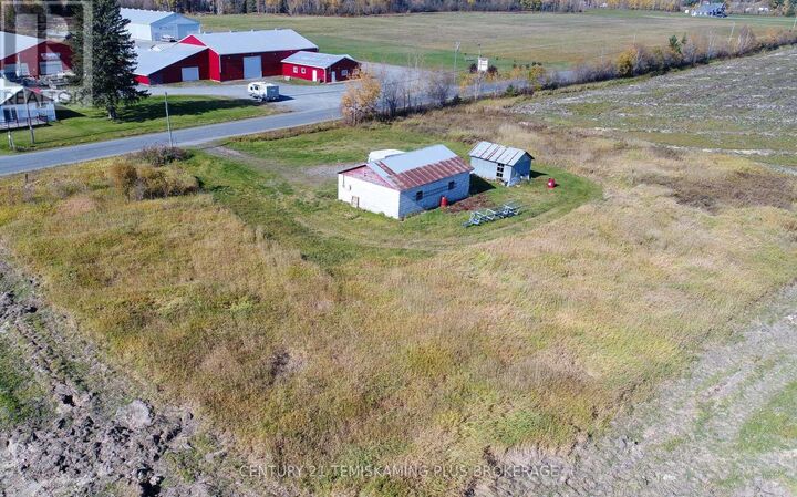 Property Photo:  414253 Bryan'S Road  ON P0J 1H0 