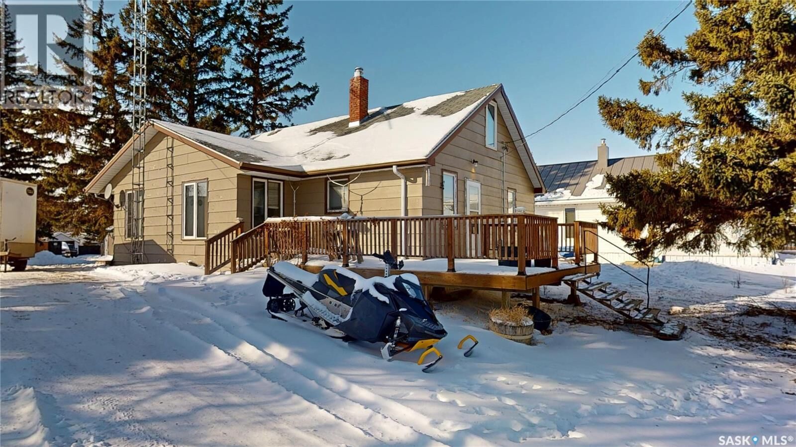 Property Photo:  105 Hall Street  SK S0G 5A0 