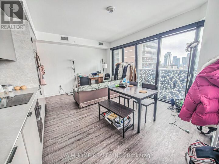 Property Photo: 55 Charles Street East 1206 ON M4Y 1S9