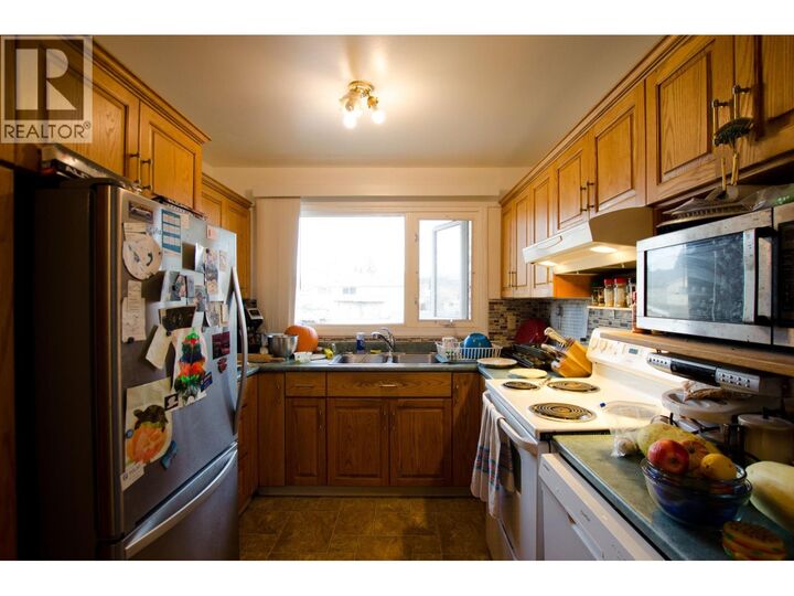 Property Photo: 2212 Victoria Street BC V2L 2L9