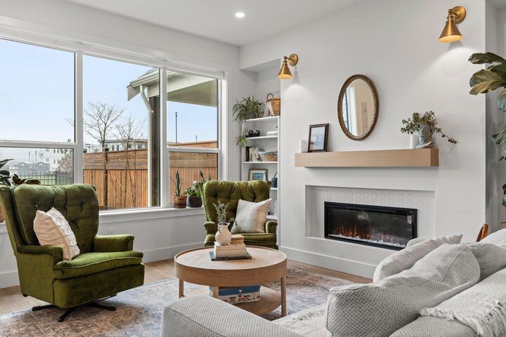 Property Photo: 45422 Willowstream Road BC V2R 6G7