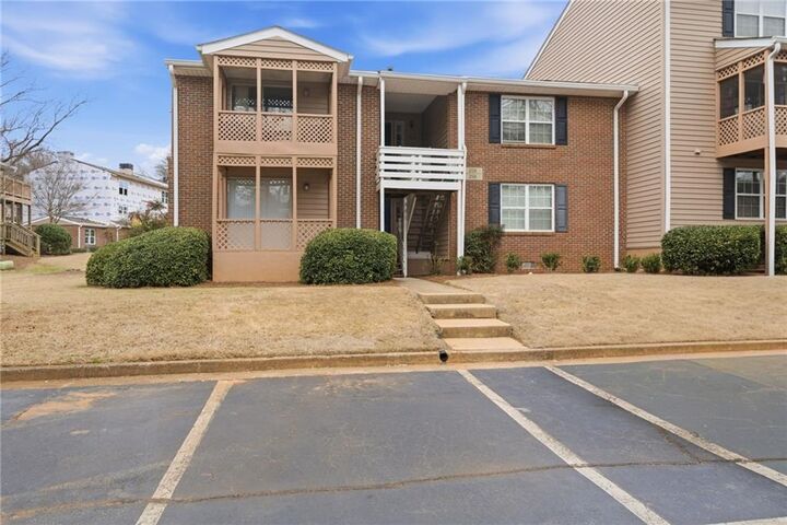 Property Photo:  256 Quail Run 256  GA 30076 