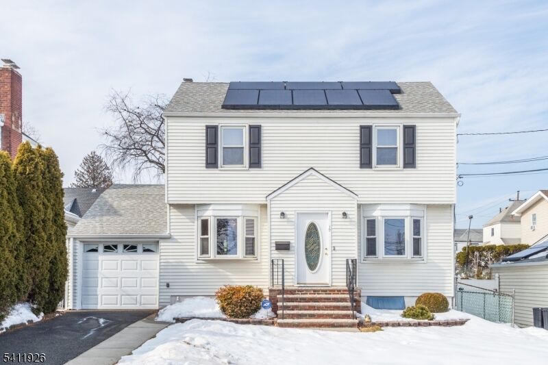 Property Photo:  10 Burlington Rd  NJ 07012 