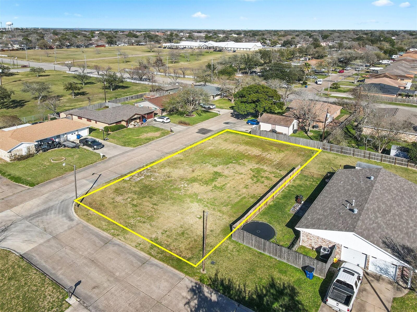 Property Photo:  2514 Sunnycrest Drive  TX 77590 
