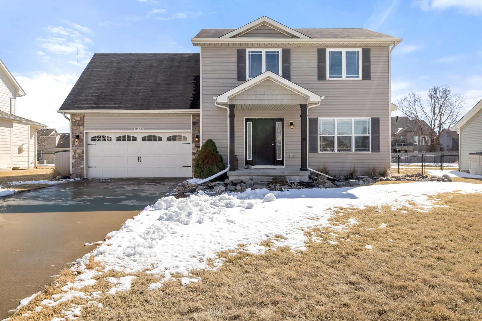 Property Photo:  10324 Stonebridge Drive  IA 50131 