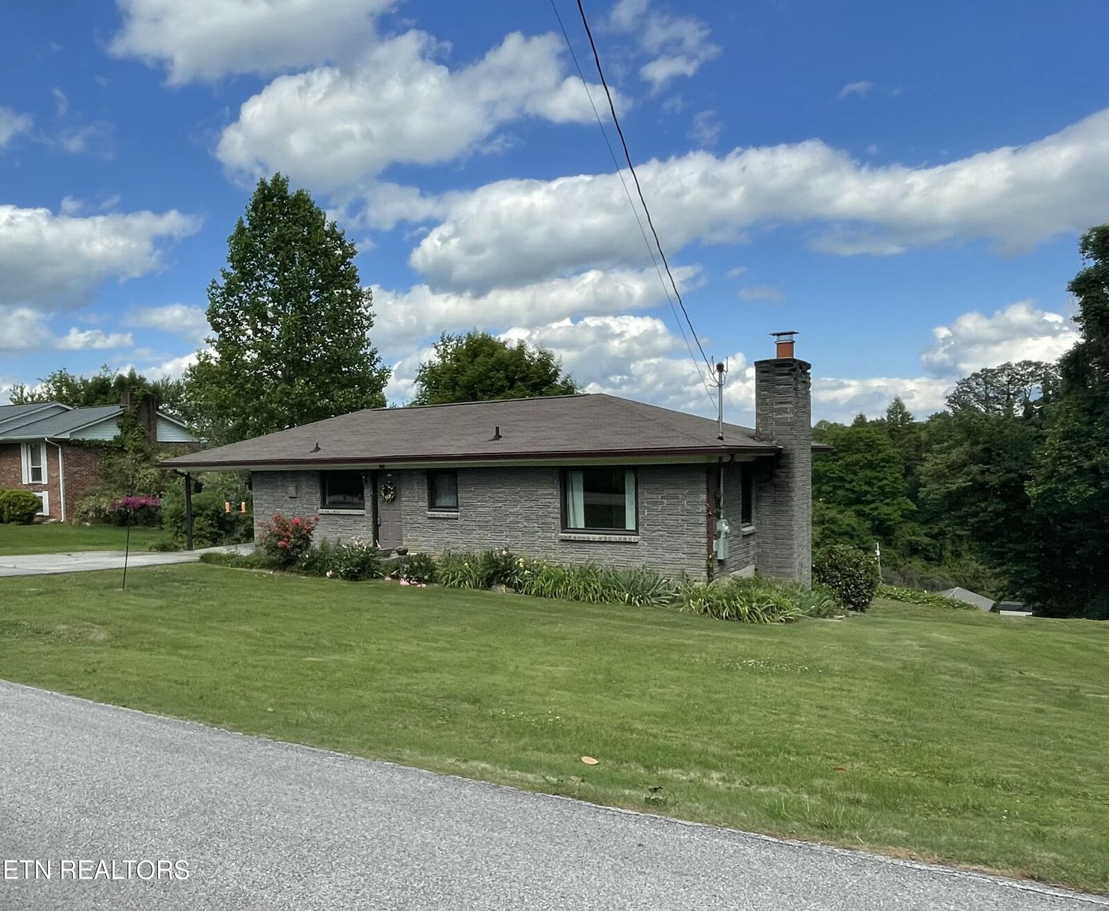 Property Photo: 826 Patton Ferry Rd TN 37763