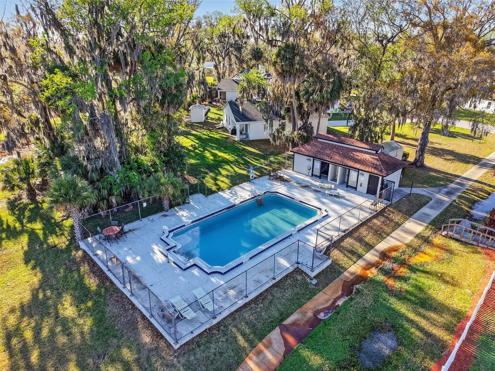 Property Photo:  913 Belle Oak Drive 0  FL 34748 