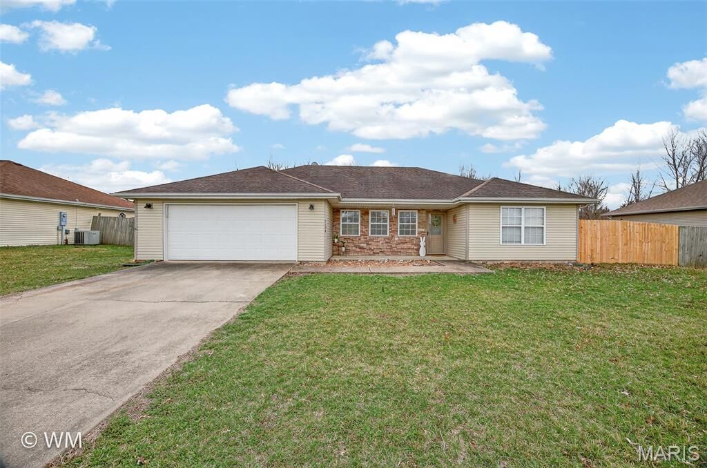 Property Photo:  1134 Applelane  MO 65536 