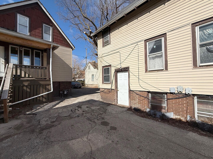 Property Photo:  1715 S 18th St 1719  WI 53204 